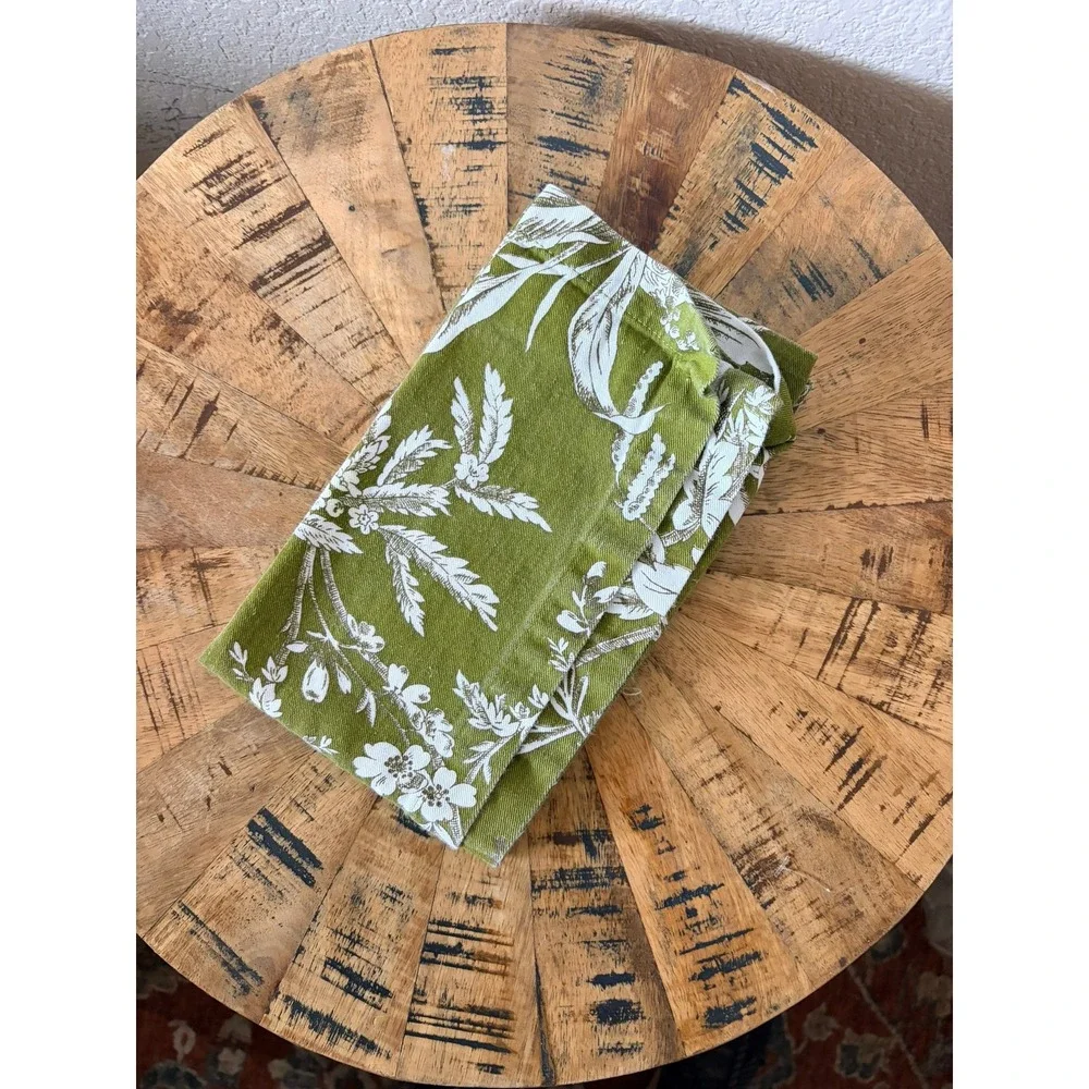 Zina‎ Vasi Olive Green Floral Cotton Napkins Set of 4 Botanical Table Linens